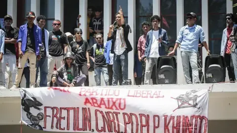 East Timor Cancels Proposal to Provide Complimentary Automobiles for MPs After Mass Demonstrations
